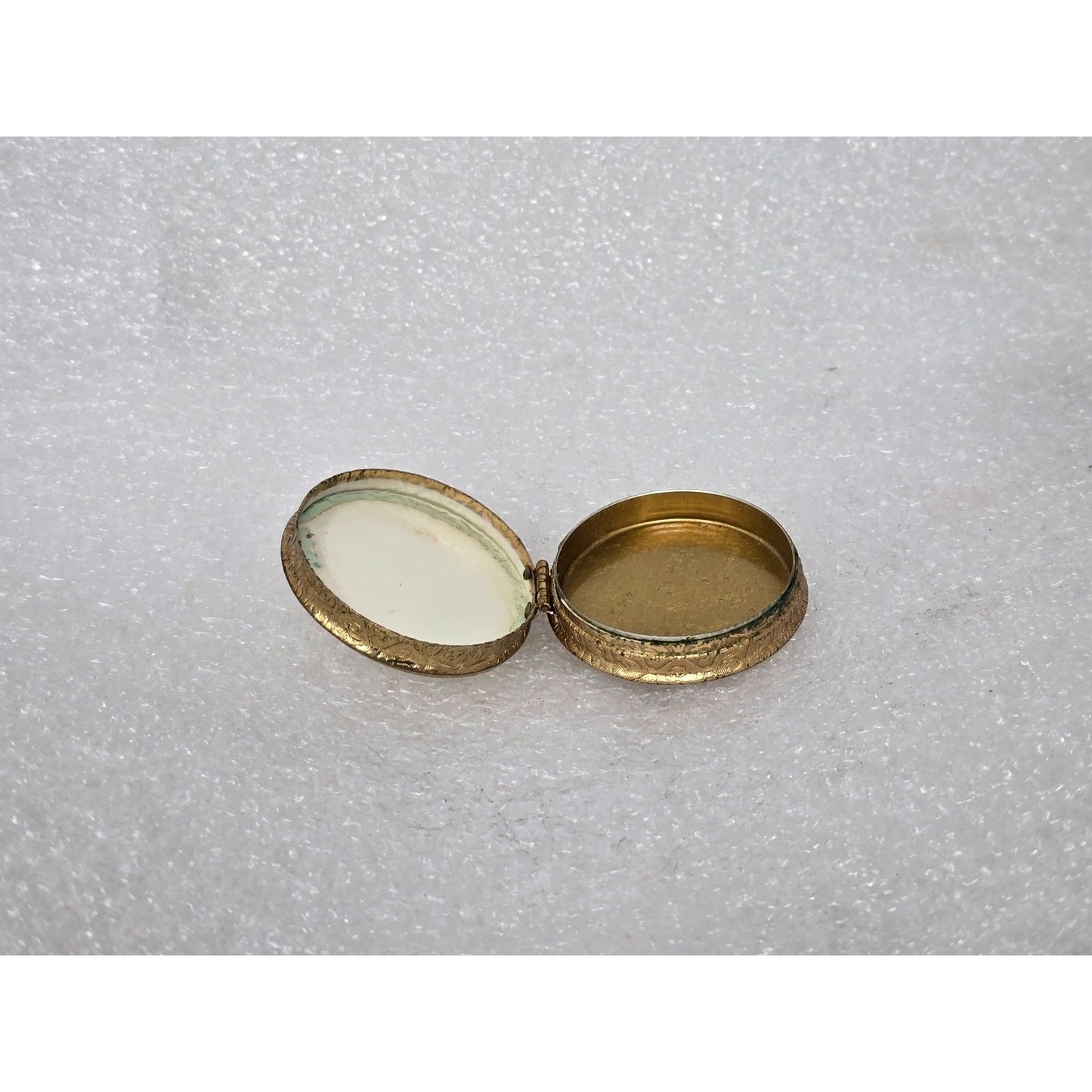 Vintage Estee Lauder Gold Tone Compact Pill Box Mother of Pearl Lid Ornate