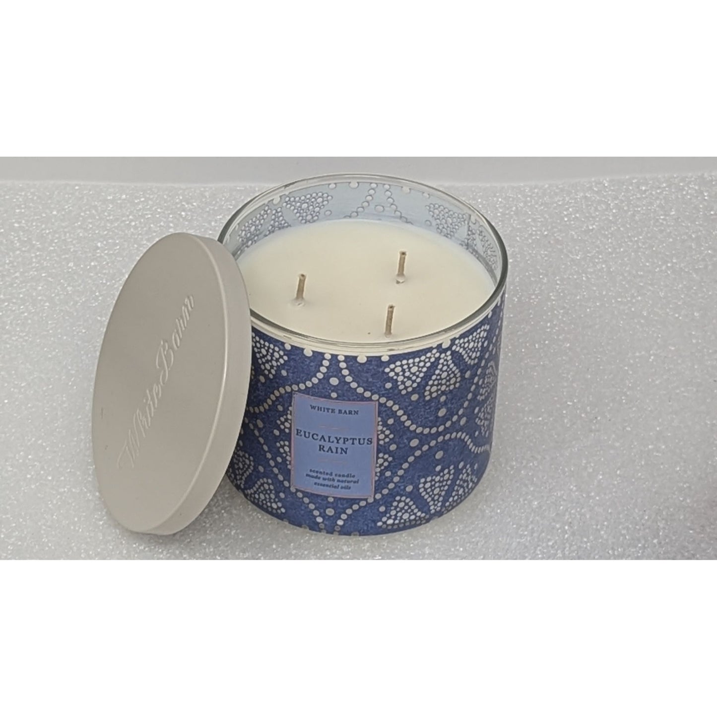 Bath & Body Works White Barn Eucalyptus Rain Scented Candle 3 Wick 14.5 Oz