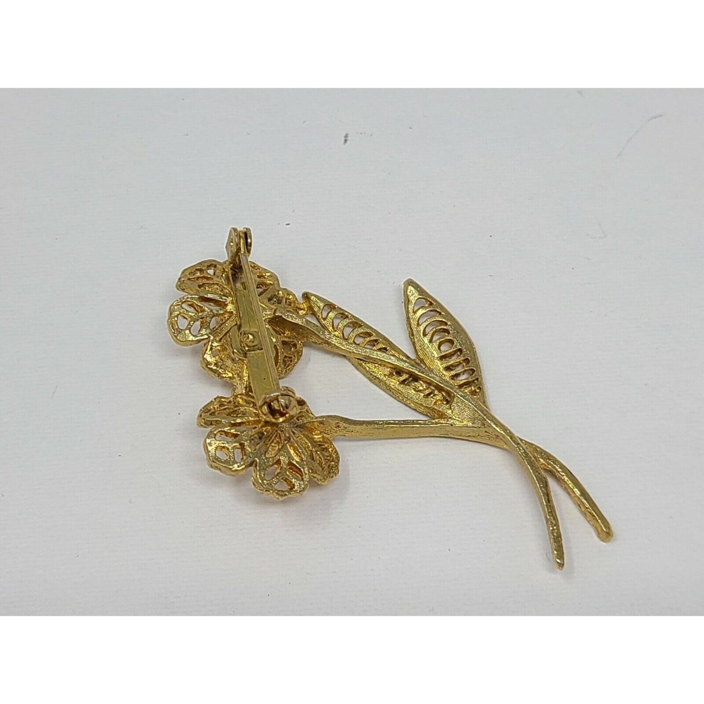 Vintage Gold-Tone Filigree Floral Brooch With Flower Design Pinback Jewelry