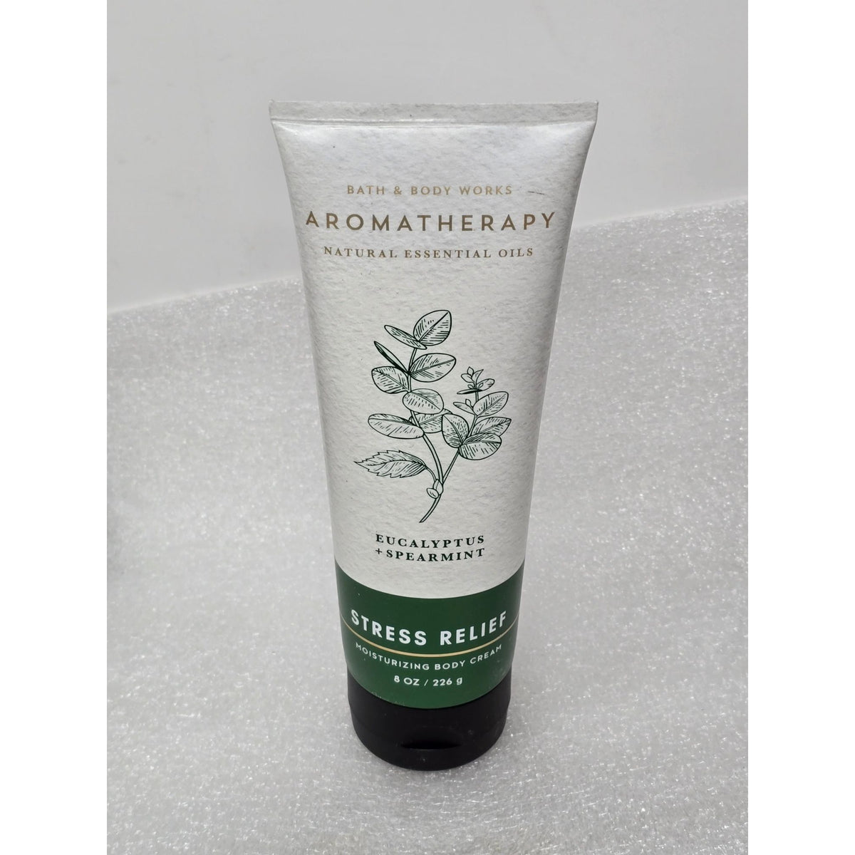 Bath & Body Works Aromatherapy Stress Relief Body Cream Eucalyptus Spearmint 8Oz