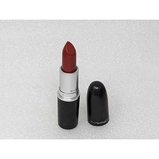 MAC Matte Lipstick 602 Chili (Warm Brick Red)