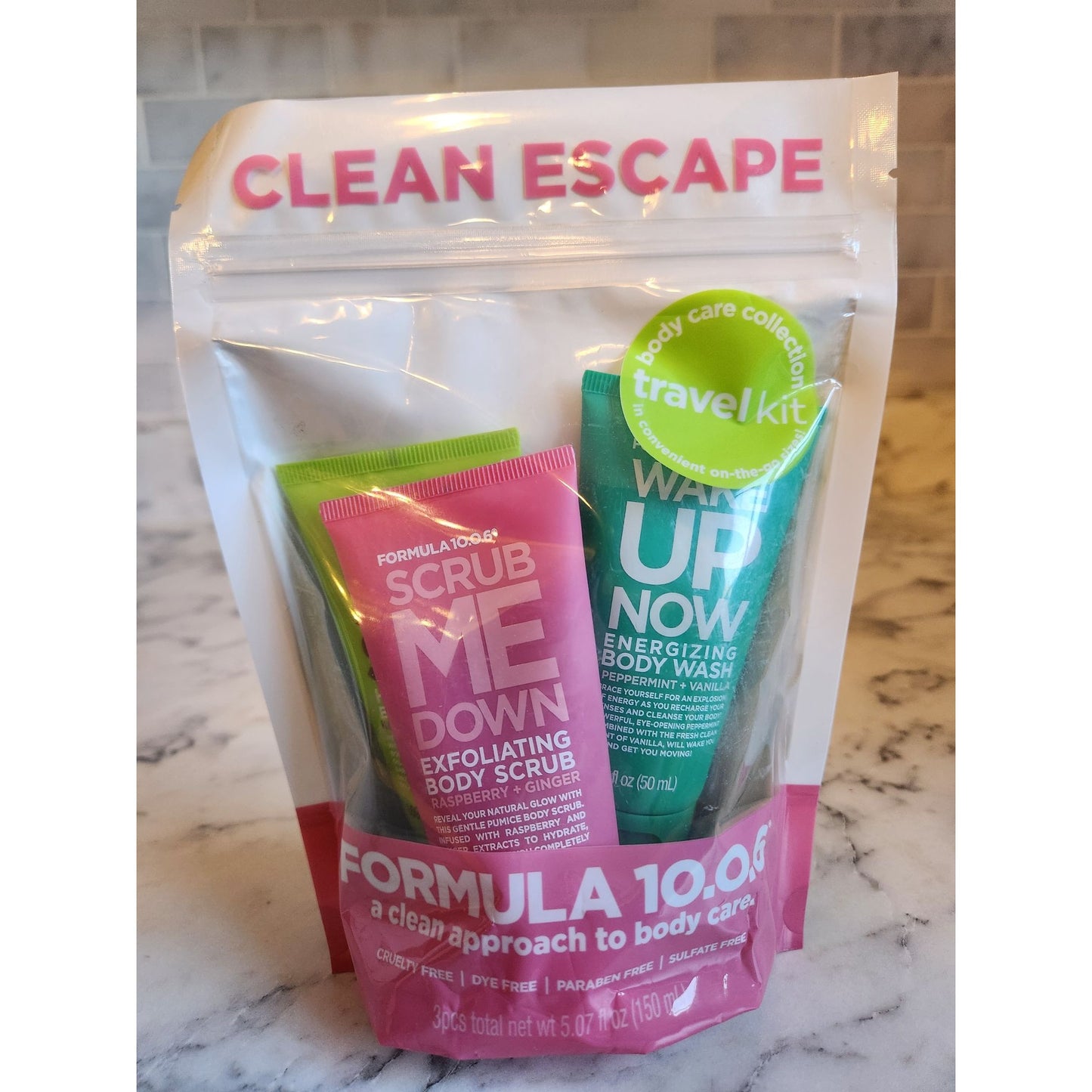 Formula 10.0.6 Travel Kit Clean Escape Body Scrub Wash & Hydrating Butter