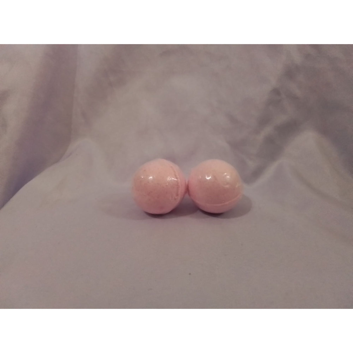 2 Pink Bath Bombs Relaxing Aromatic Spa Experience Moisturizing & Soothing