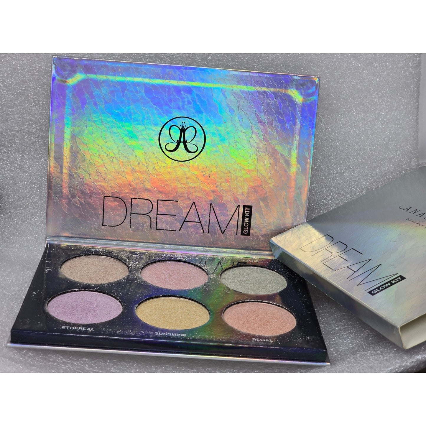 Anastasia Beverly Hills Dream Glow Kit Metallic Highlighter Palette