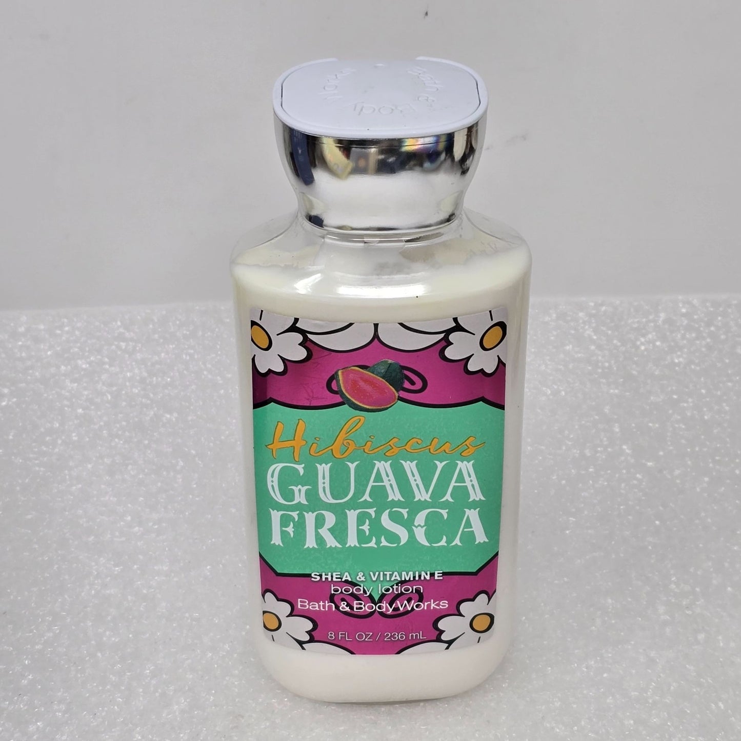 Hibiscus Guava Fresca 8 Fl Oz Bath & Body Works Shea & Vitamin E Body Lotion