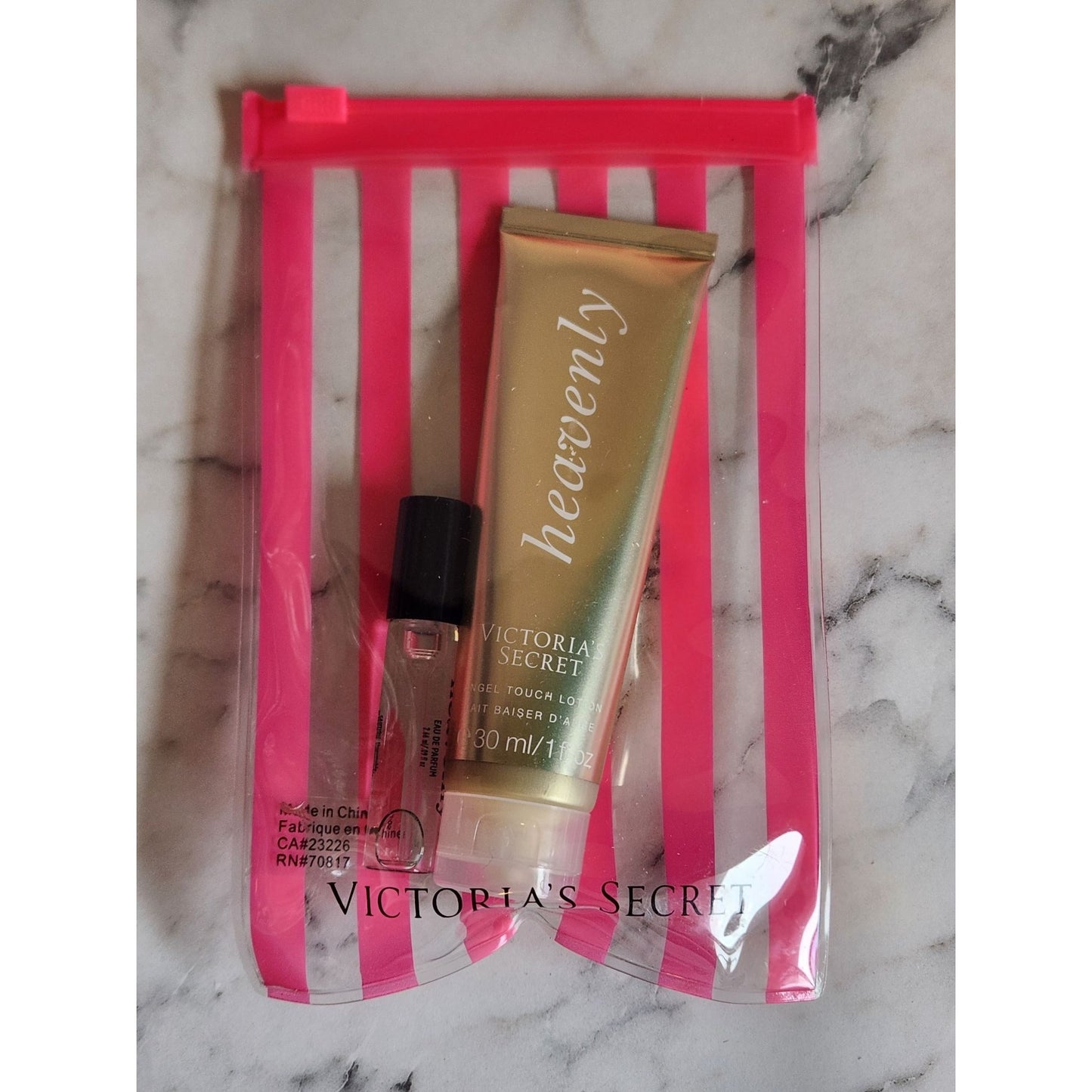 Victoria's Secret Heavenly Gift Set 1 Oz Body Lotion & Mini Perfume Travel Pouch
