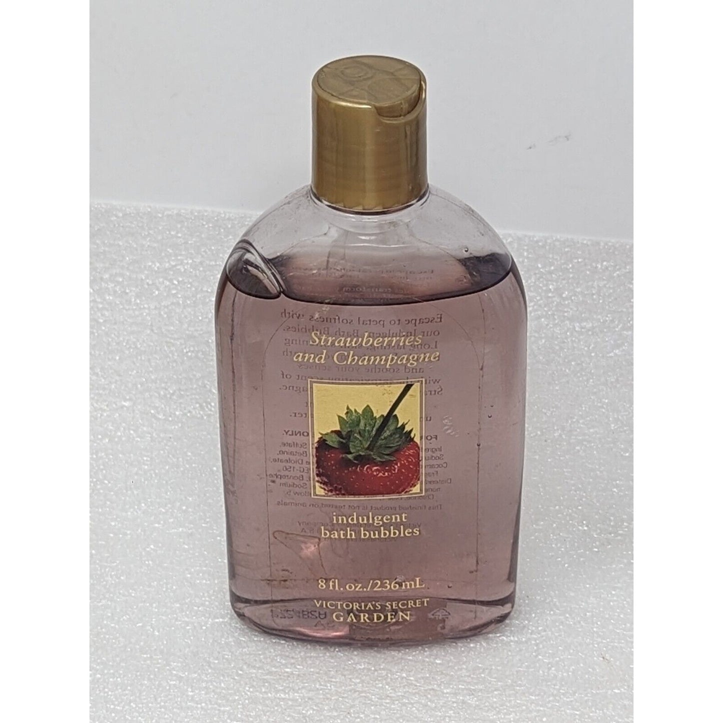 Victoria's Secret Garden Strawberries & Champagne Indulgent Bath Bubbles 8 oz