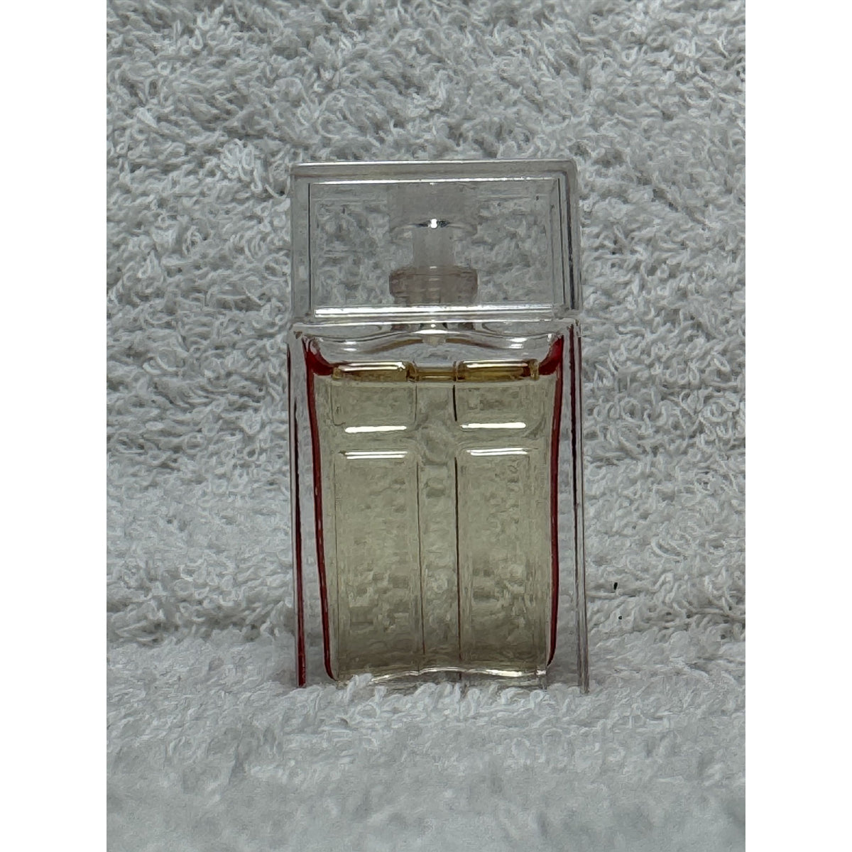 Elizabeth Arden Red Door Mini Perfume .16 Fl Oz / 5 Ml
