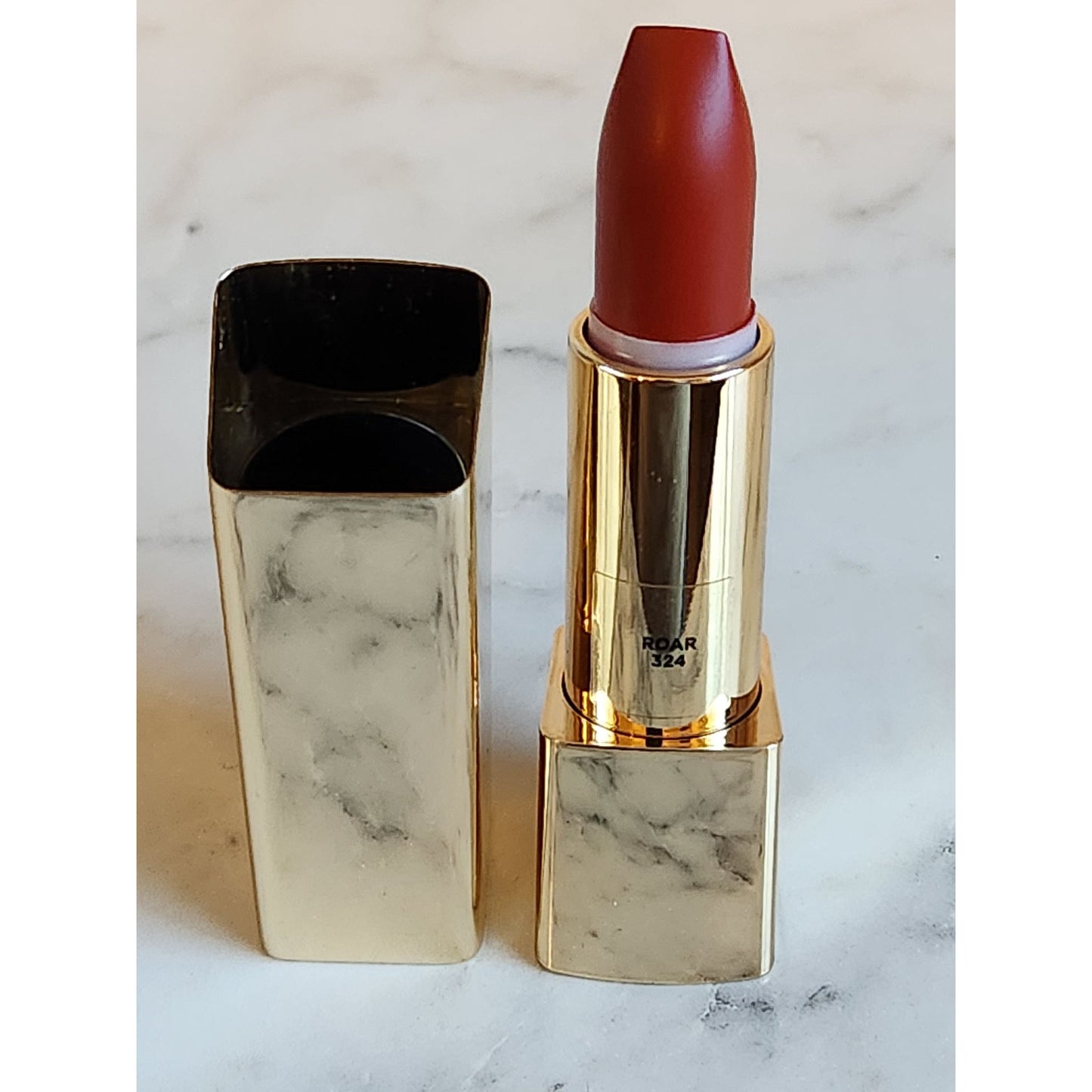 Hourglass Unlocked Roar 324 Satin Cream Lipstick