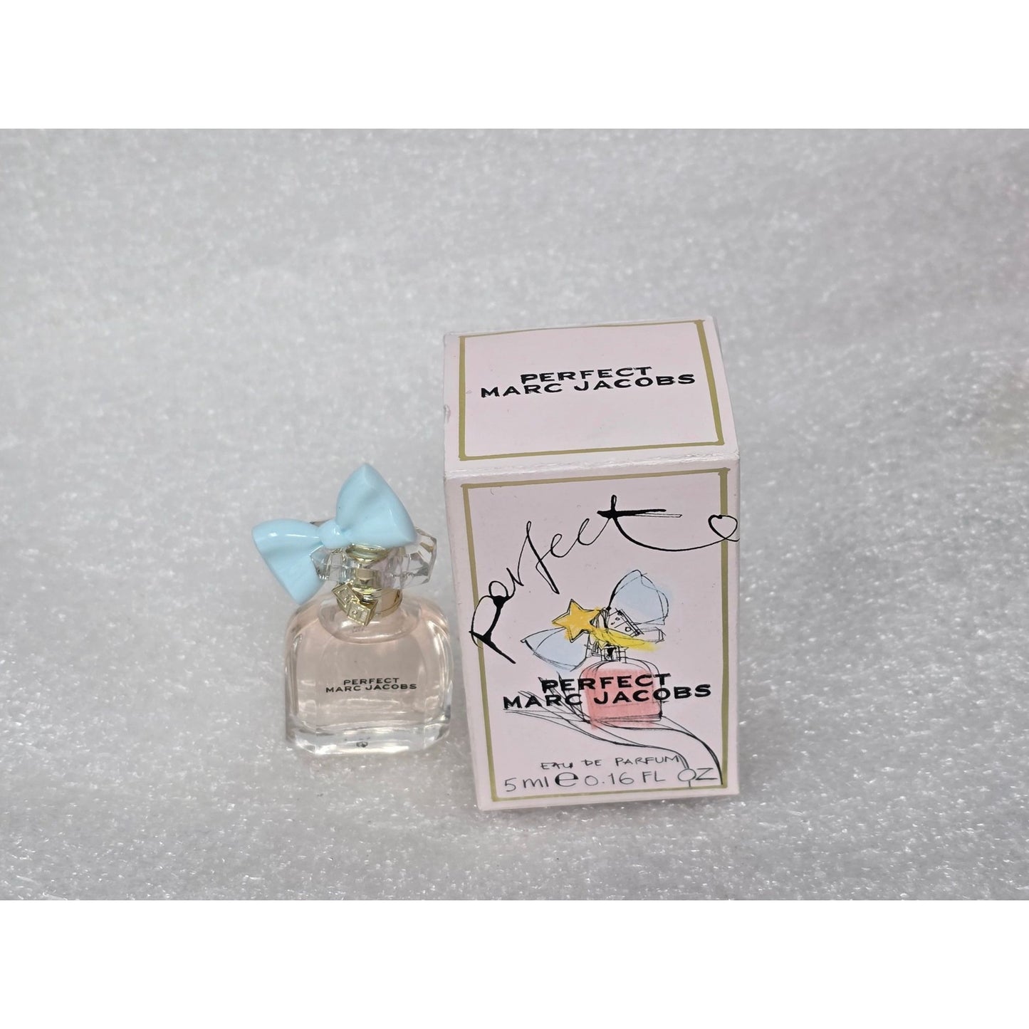 Perfect Marc Jacobs Eau De Parfum .16 oz Mini Perfume Bottle in Box Travel Size