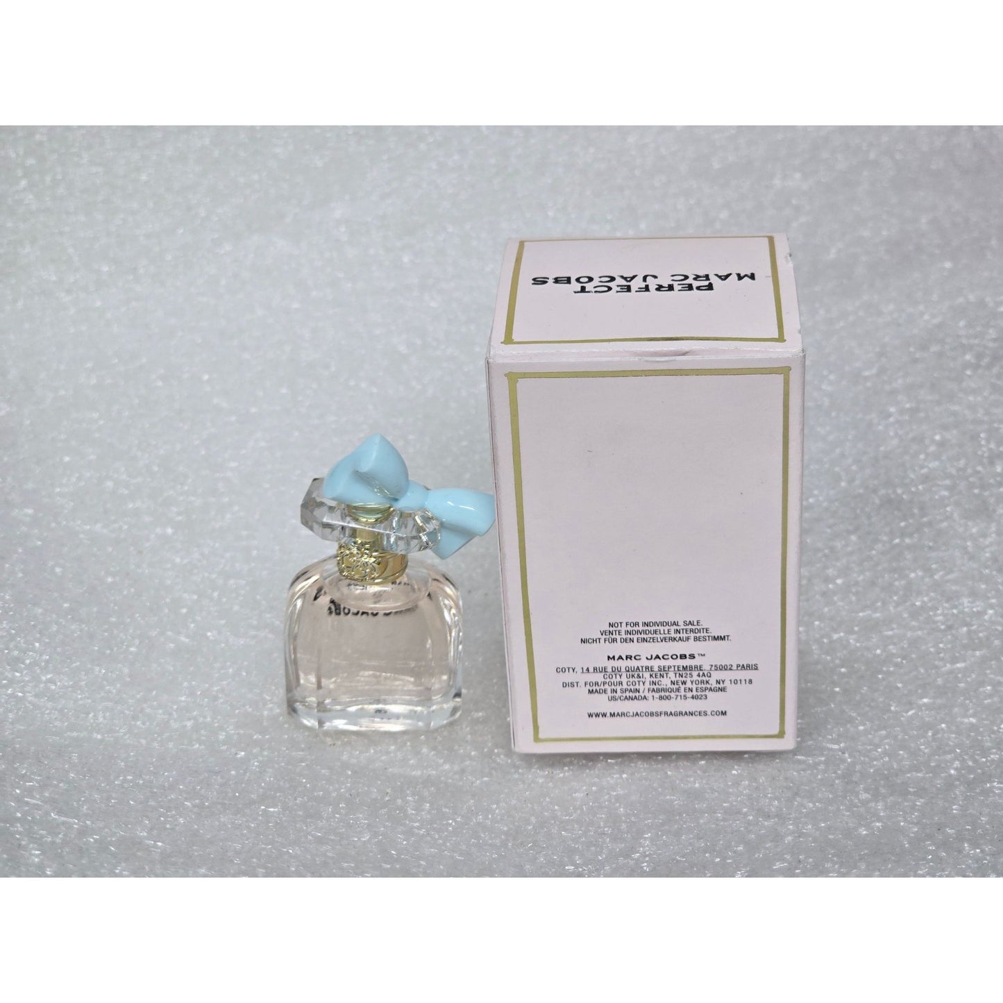 Perfect Marc Jacobs Eau De Parfum .16 oz Mini Perfume Bottle in Box Travel Size