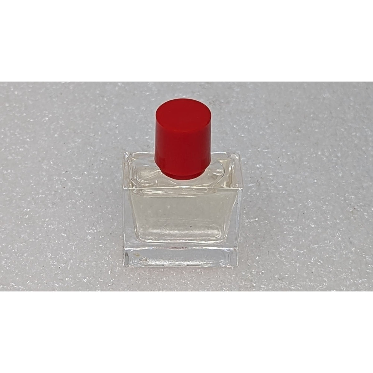 Yves Rocher Mon Rouge Eau De Parfum Mini Perfume .16 Oz