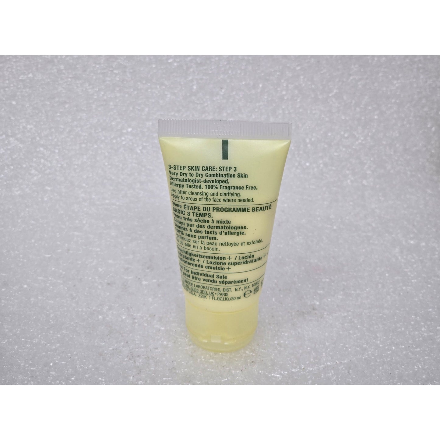 Clinique Dramatically Different Moisturizing Lotion + Very Dry  Dry Combination
