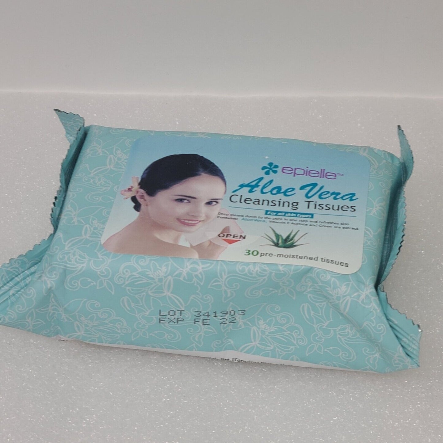 Epielle Aloe Vera Facial Cleansing Makeup Remover Wipe Tissues 30 ct