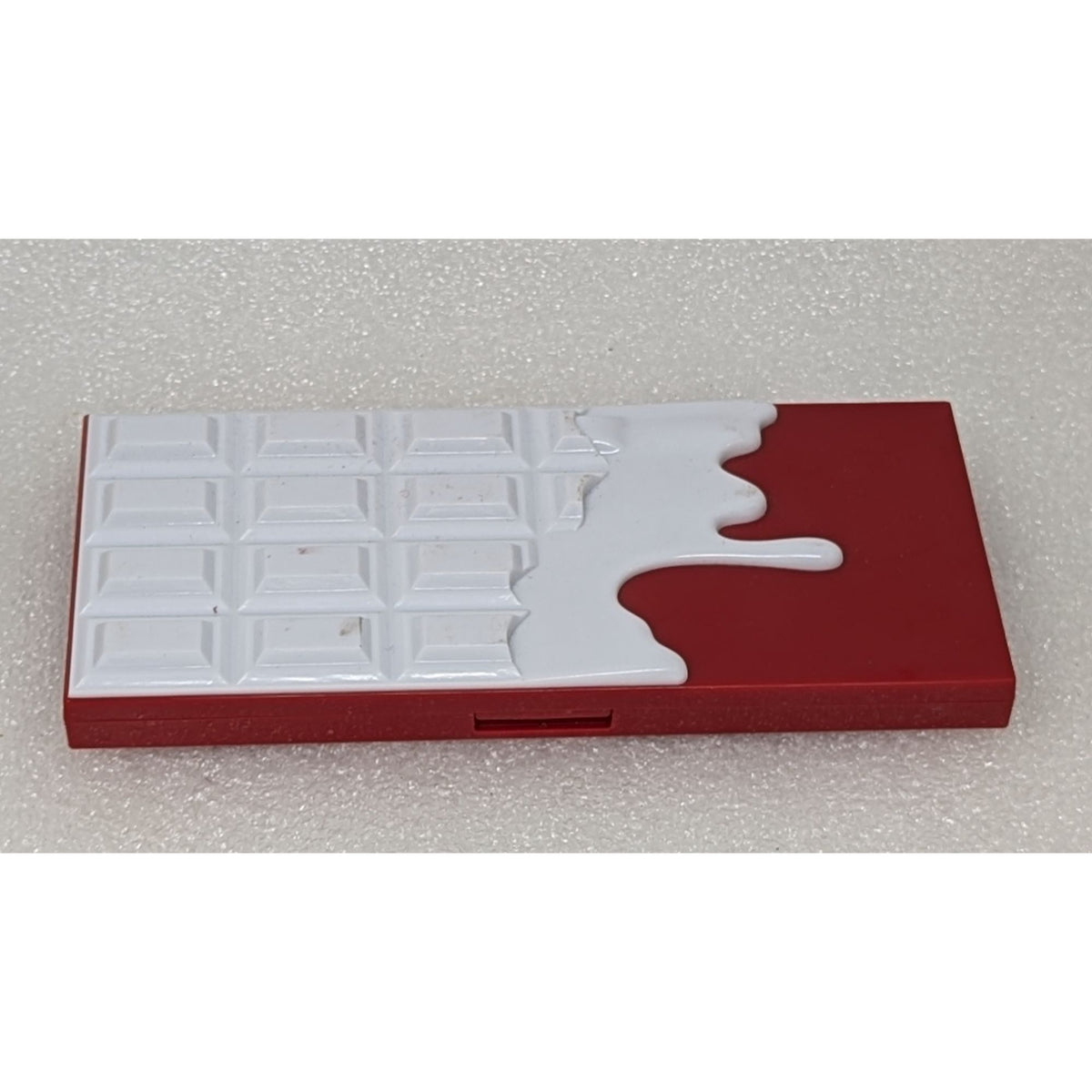 Revolution Red Velvet Eyeshadow Palette 18 Shades Vegan & Cruelty-Free