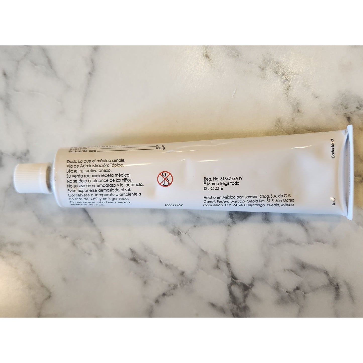 Retin-A Tretinoina Crema 0.1% 40g Tube By Janssen