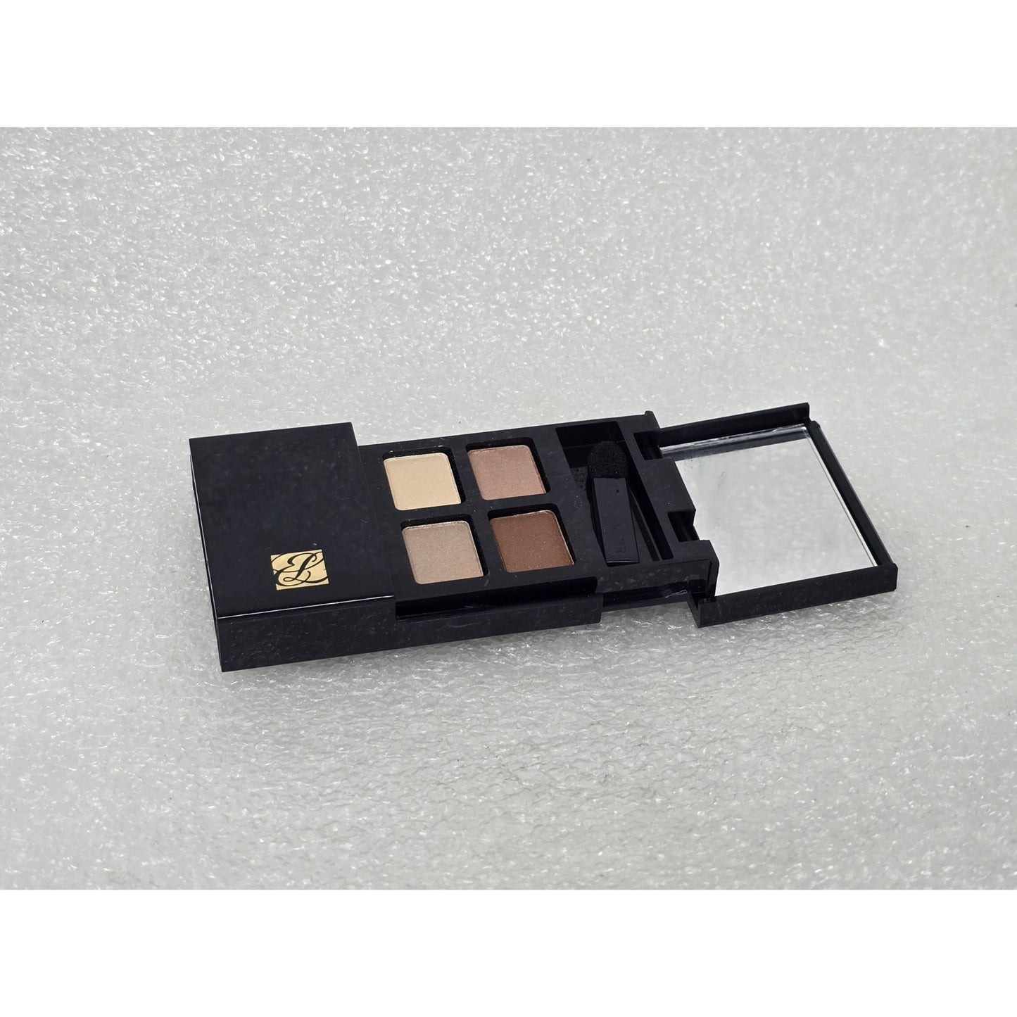 Estée Lauder Signature Eyeshadow Quad 02 Amber Honey Neutral Tones Compact