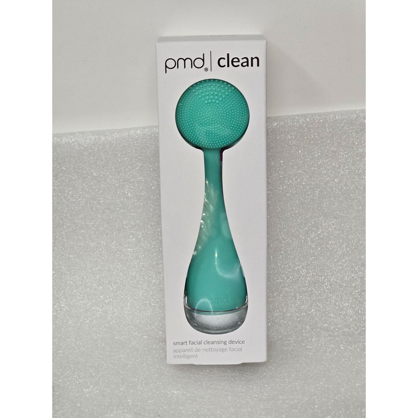 PMD Clean Smart Facial Cleansing Device SonicGlow Technology Customizable Modes