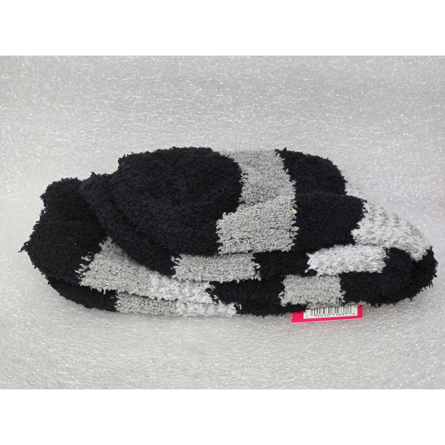 Xhilaration Cozy Crew Socks Black Gray Striped Plush Fuzzy Soft Lounge Socks NWT