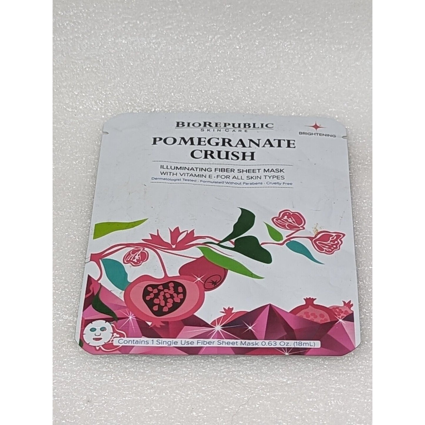 BioRepublic Pomegranate Crush Illuminating Fiber Sheet Face Mask Facial Masque