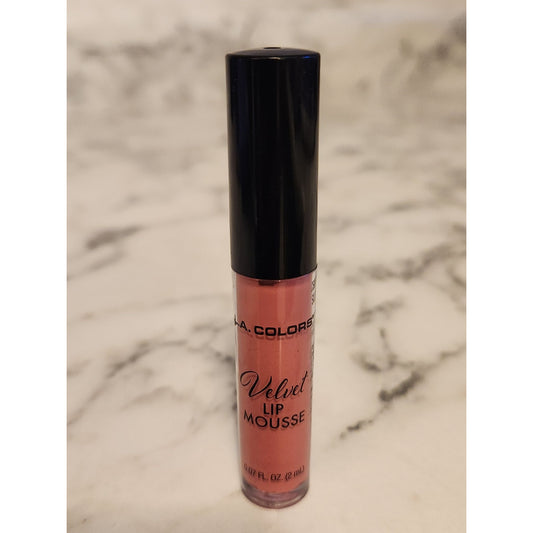 L.A. Colors Velvet Lip Mousse Silky Long-Lasting Pink Nude Shade