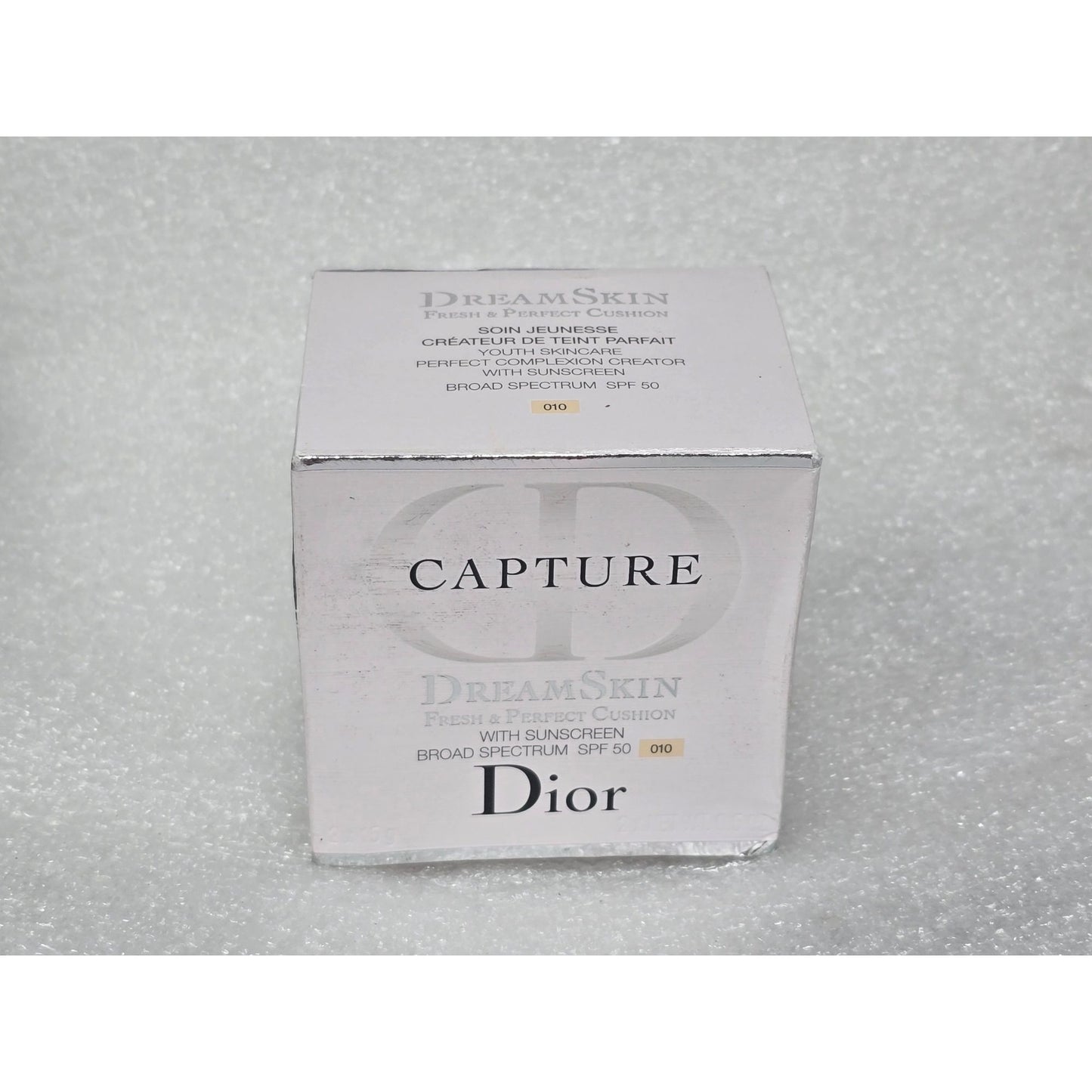 Dior Capture Dreamskin Fresh & Perfect Cushion 15g X 2 Youth Skincare Shade 010