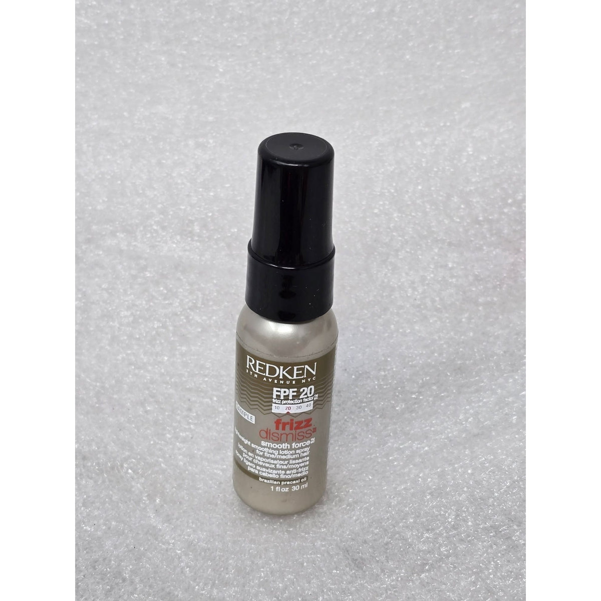 Redken Frizz Dismiss Smooth Force FPF 20 Anti-Frizz Lotion Spray 1 Oz TravelSize