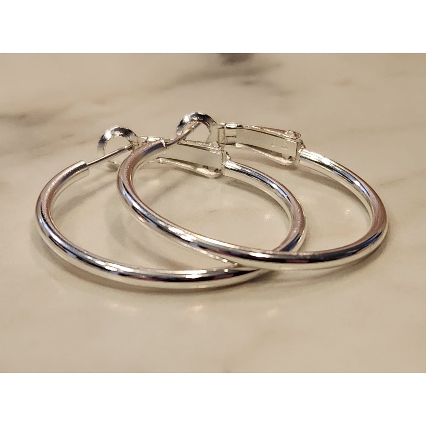 Sterling Silver Hoop Earrings With Secure Hinged Clasp Design For Women