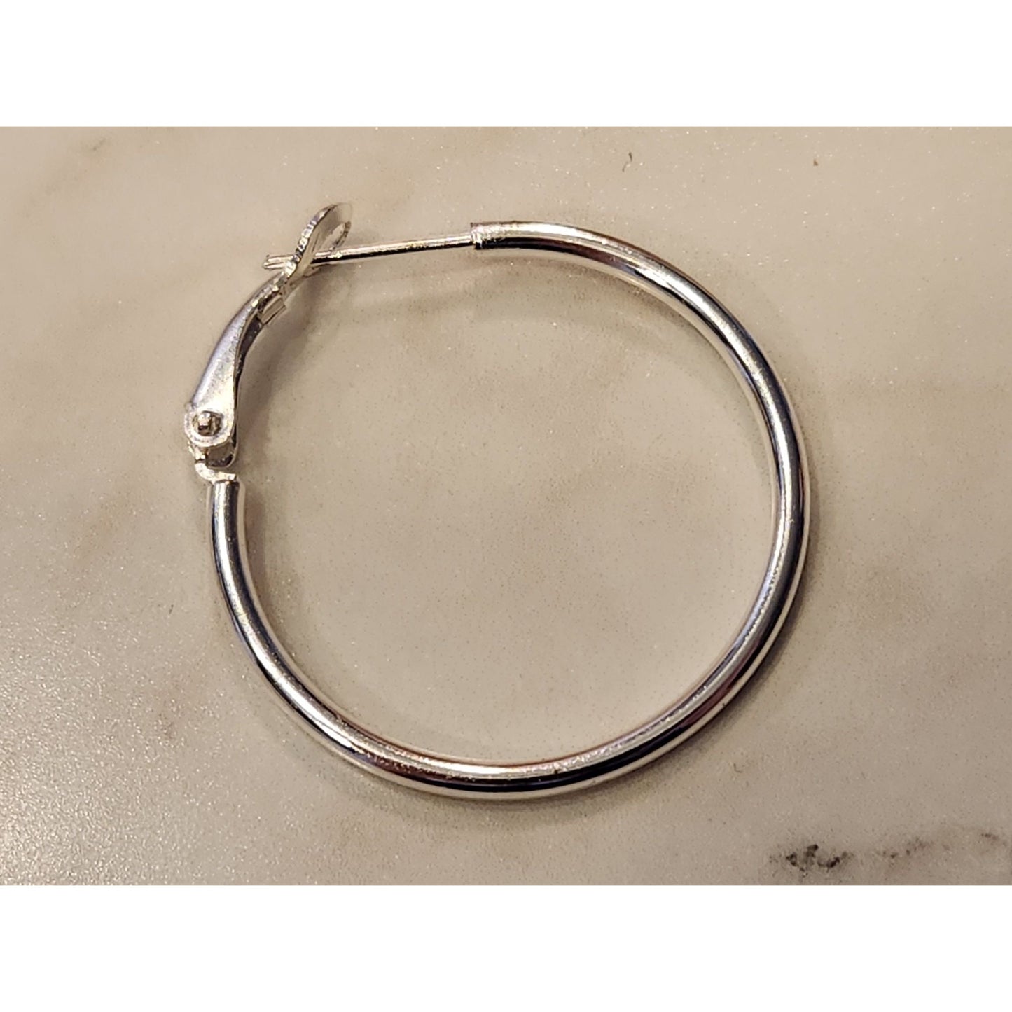 Sterling Silver Hoop Earrings With Secure Hinged Clasp Design For Women