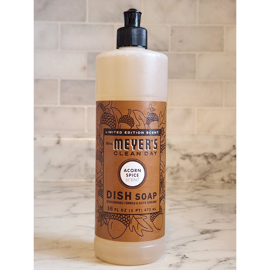 Mrs. Meyers Clean Day Dish Soap Acorn Spice Scent 16 Fl Oz Biodegradable Formula