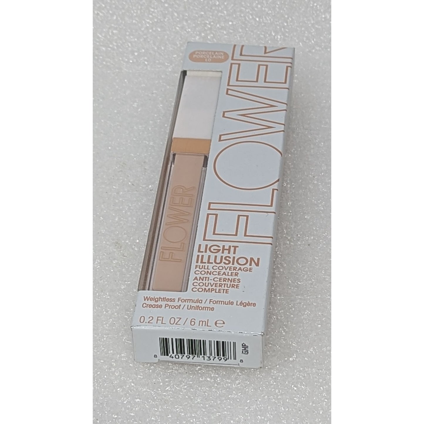 Flower Light Illusion Full Coverage Concealer Porcelain L0 Crease Proof