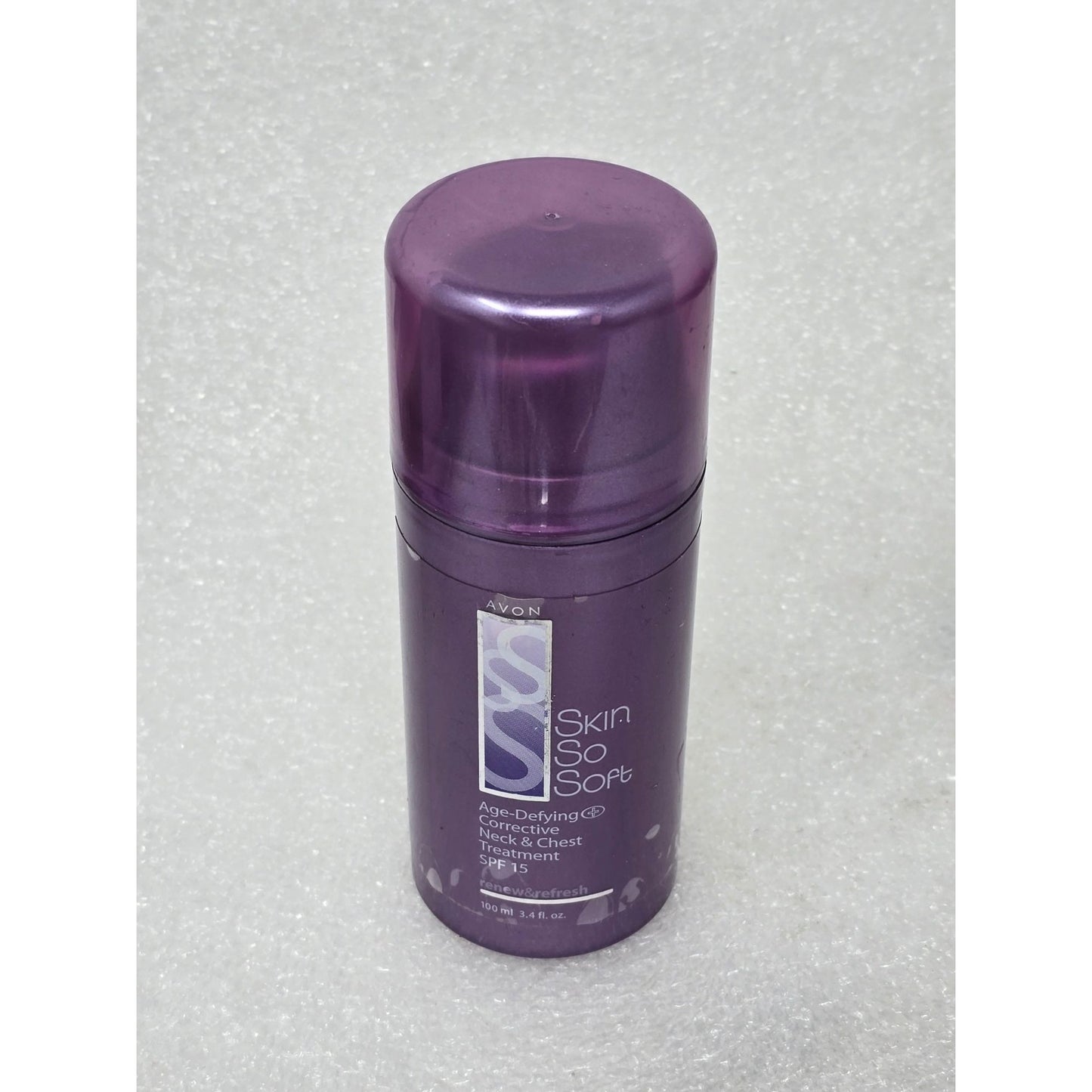 Avon Skin So Soft Age-Defying Corrective Neck & Chest Treatment SPF 15 3.4 Fl Oz