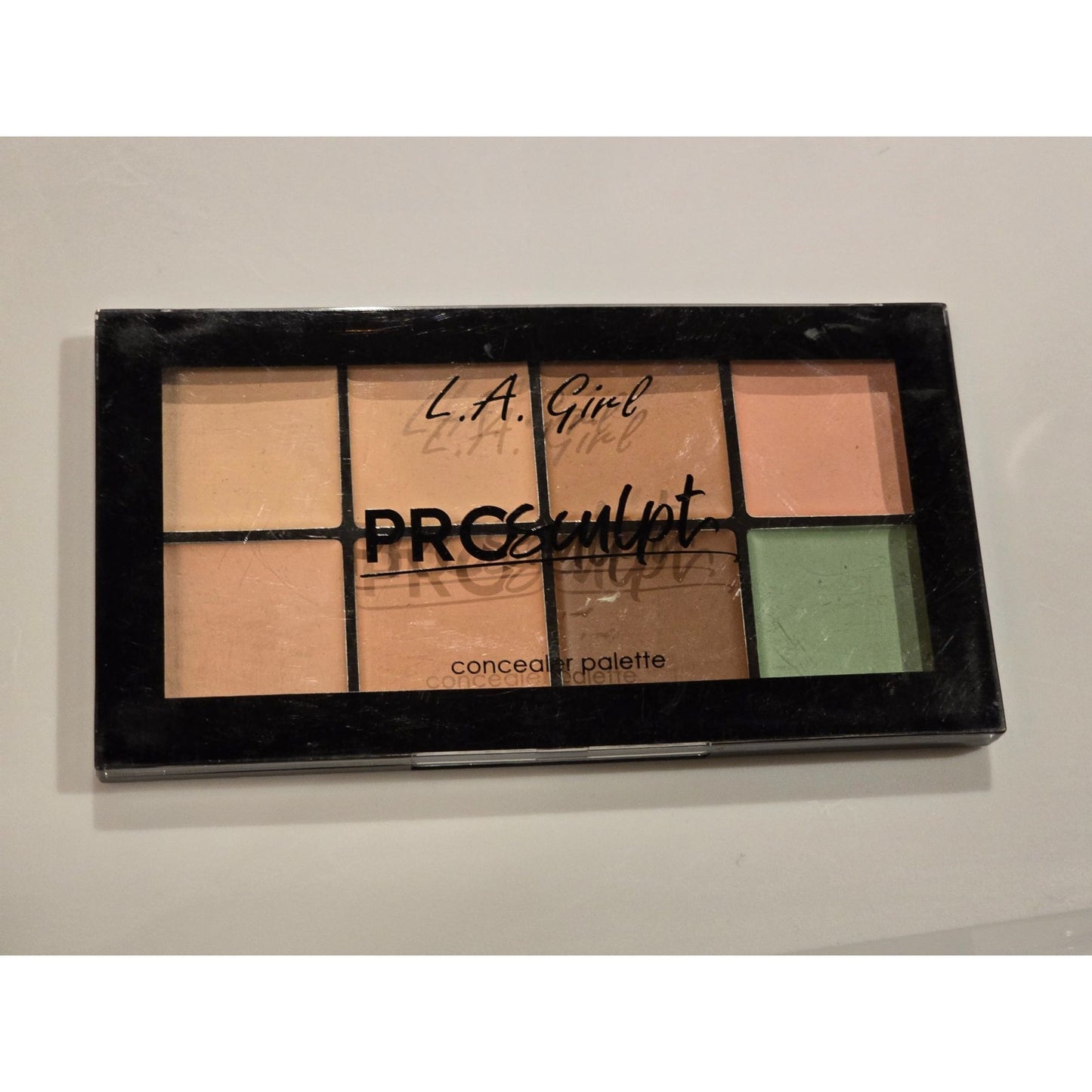 L.A. Girl Pro Sculpt Concealer Palette 8 Colors Highlight & Correct Full Coverage