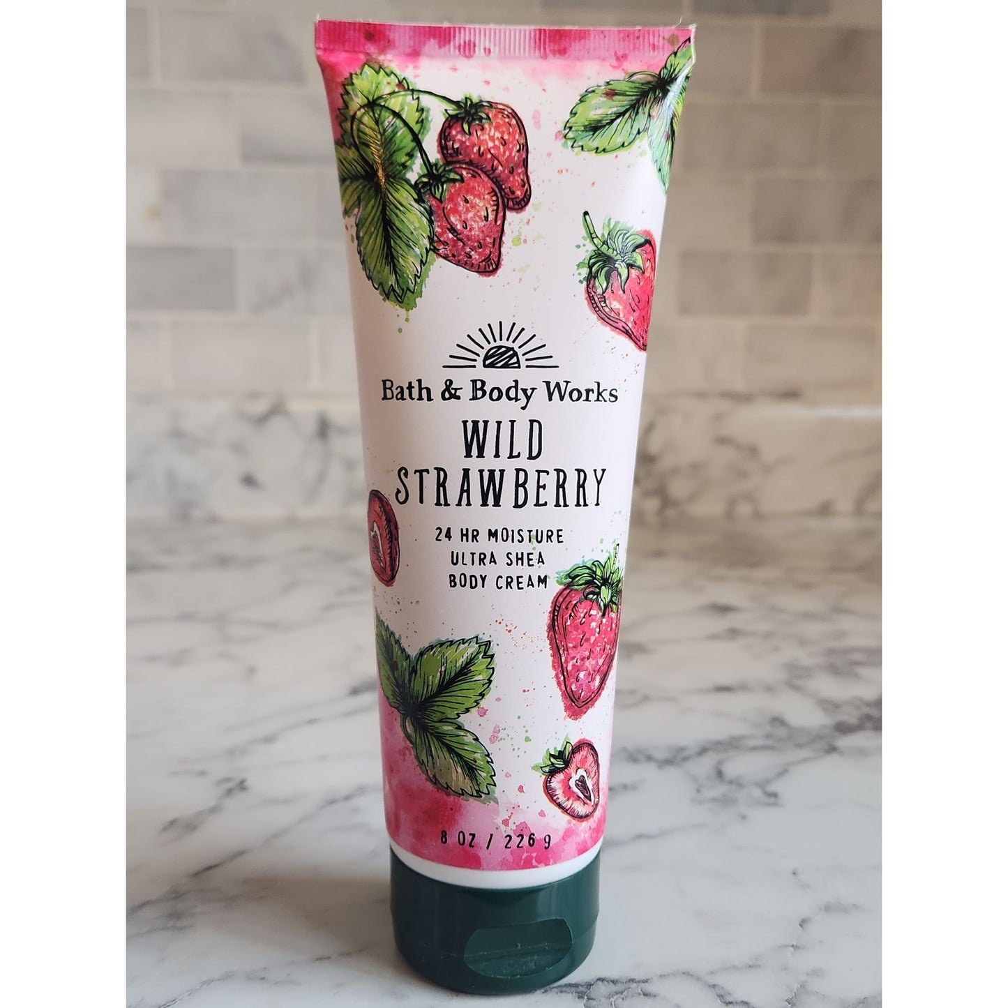 Bath & Body Works Wild Strawberry Ultra Shea Body Cream 8 Oz