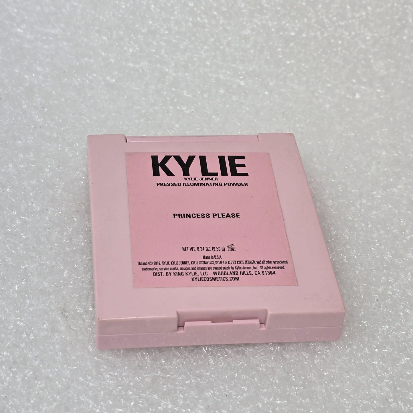 Kylie Jenner Princess Please Pressed Illuminating Powder