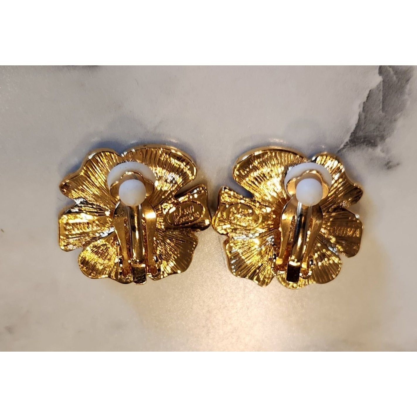 Joan Rivers Gold-Tone Red Enamel Flower Clip-On Earrings Crystal Rhinestone Vtg