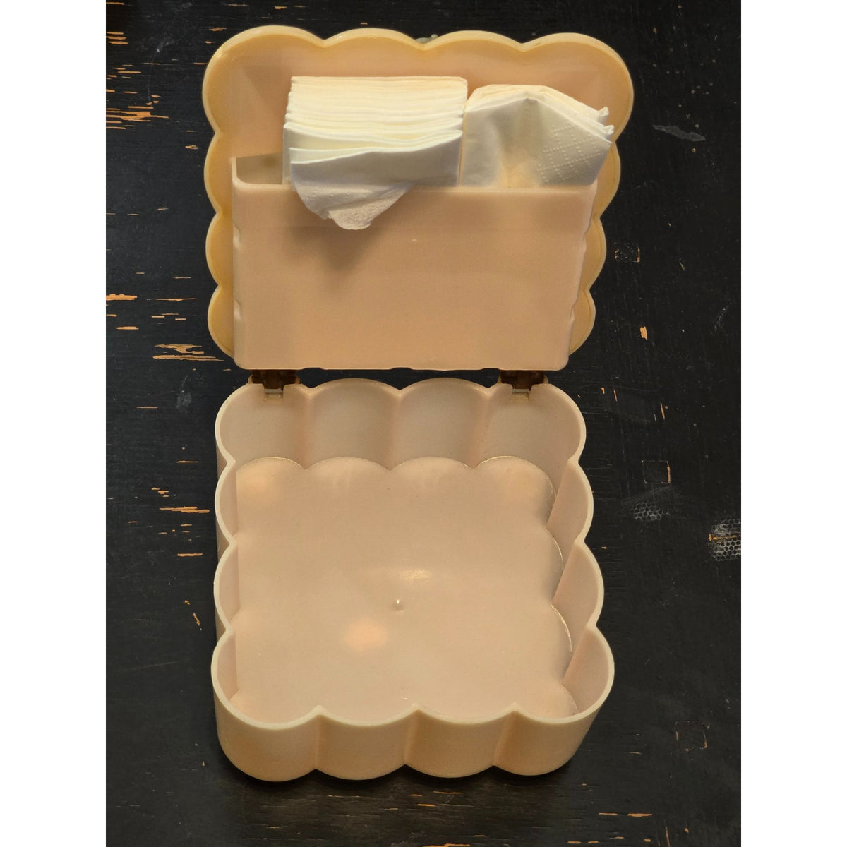 Vintage Menda Pink Floral Tissue Box Holder Vanity Dispenser Retro Shabby Chic