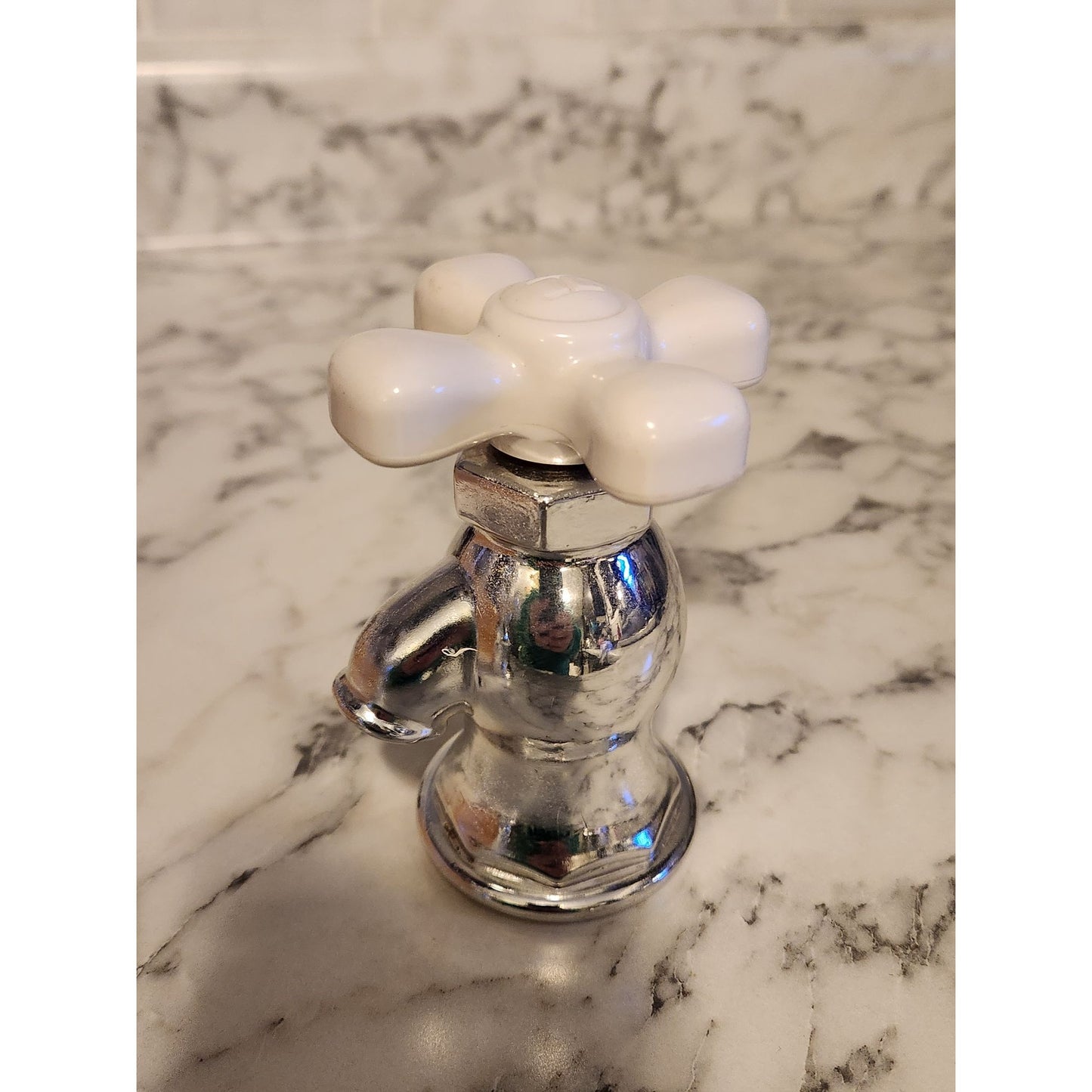 Vintage Avon Just A Twist Sweet Honesty Cologne Faucet Bottle Empty Collectible