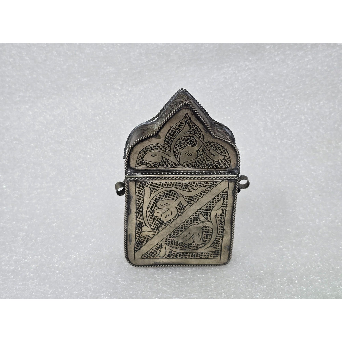 Vintage Engraved Silver Tone Amulet Box Trinket Keepsake Hinged Ornate Floral