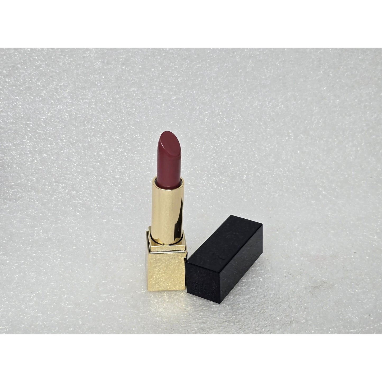 Estee Lauder Pure Color Envy Sculpting Lipstick #440 Irresistible Satin Finish