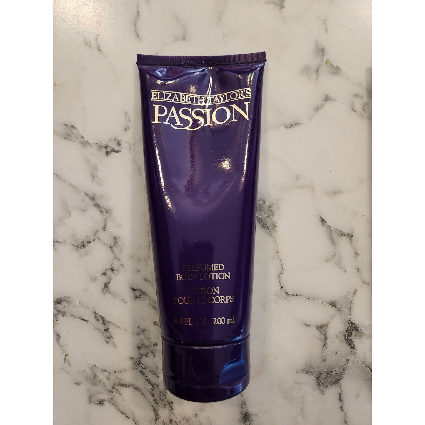 Elizabeth Taylors Passion Perfumed Body Lotion - 6.8 Fl. Oz. (200 Ml)