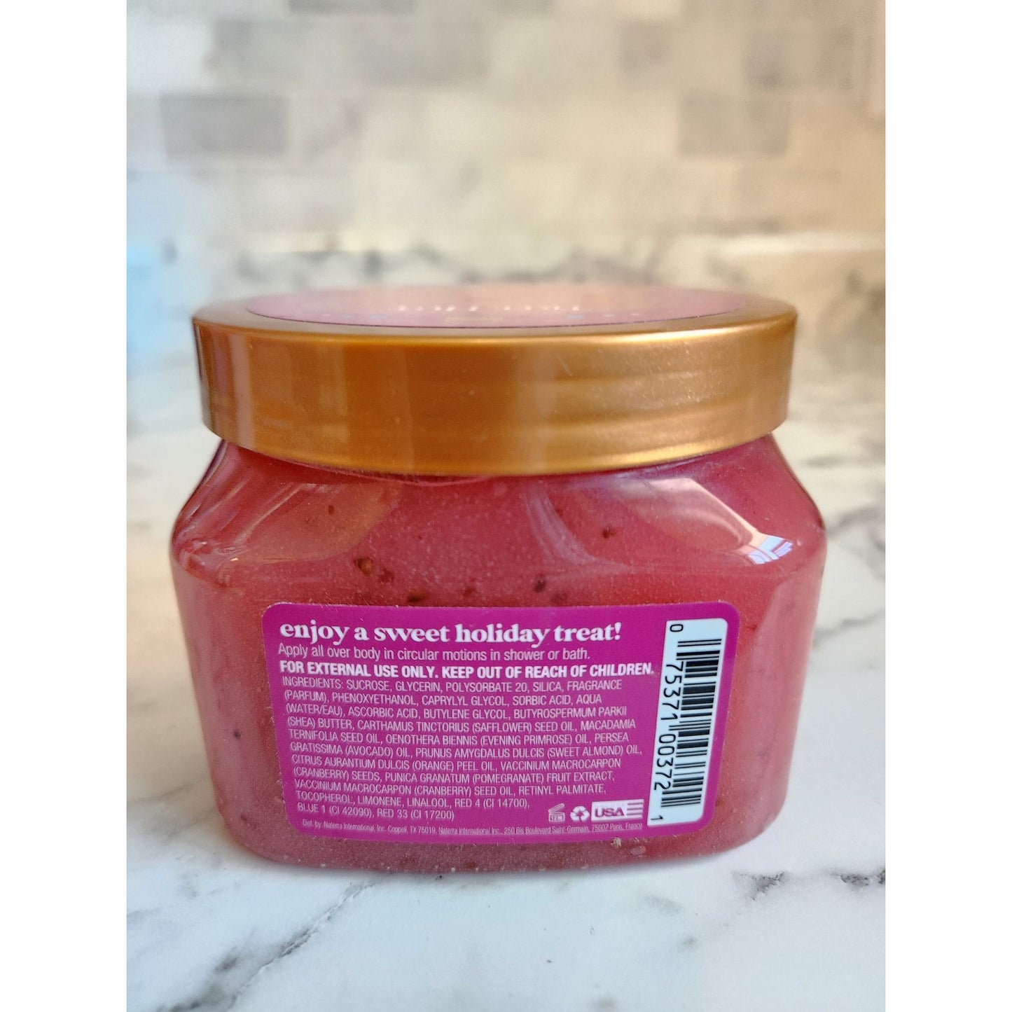 Tree Hut Berry Bright Shea Sugar Scrub 18Oz Exfoliating & Moisturizing Body Care