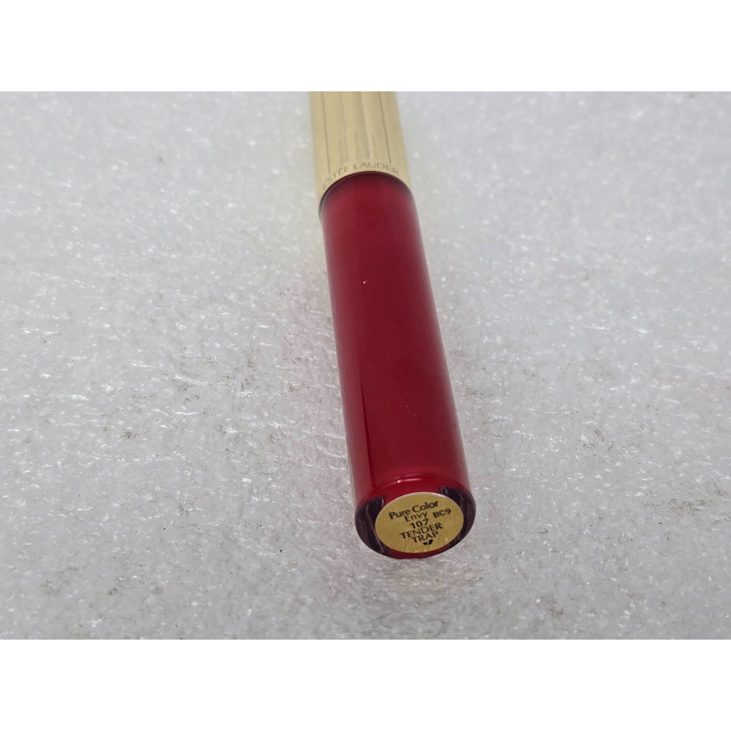 Estee Lauder Pure Color Envy Lip Gloss Tender Trap 107 Rich Red Kissable Shine