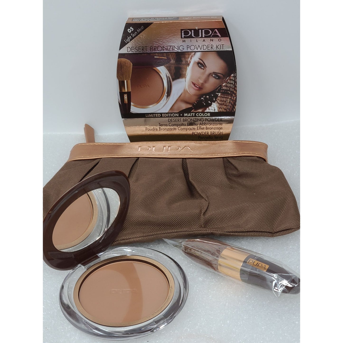 Pupa Milano Desert Bronzing Powder Kit 05 Light Sun Matt: w/Mini Brush & Makeup Bag