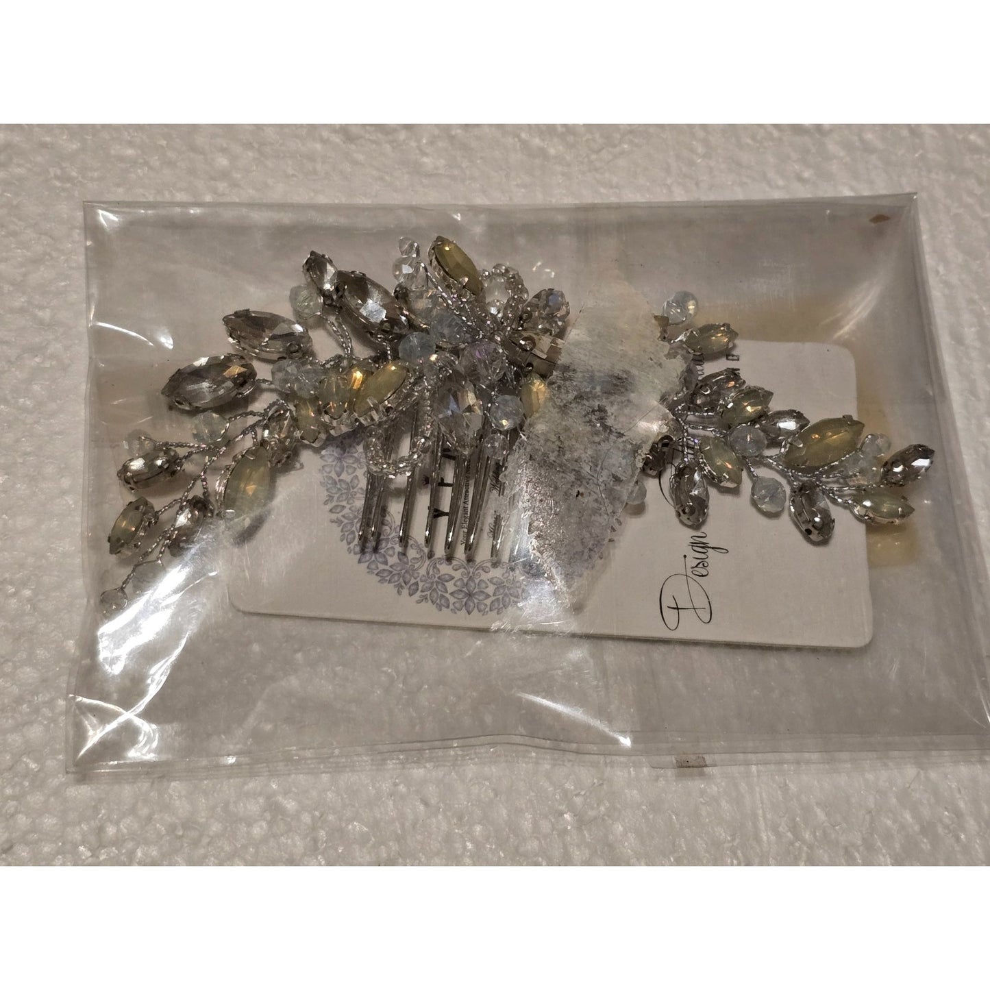 Yean Wedding Bridal & Bridesmaid Crystal Hair Comb Floral Design & Rhinestones