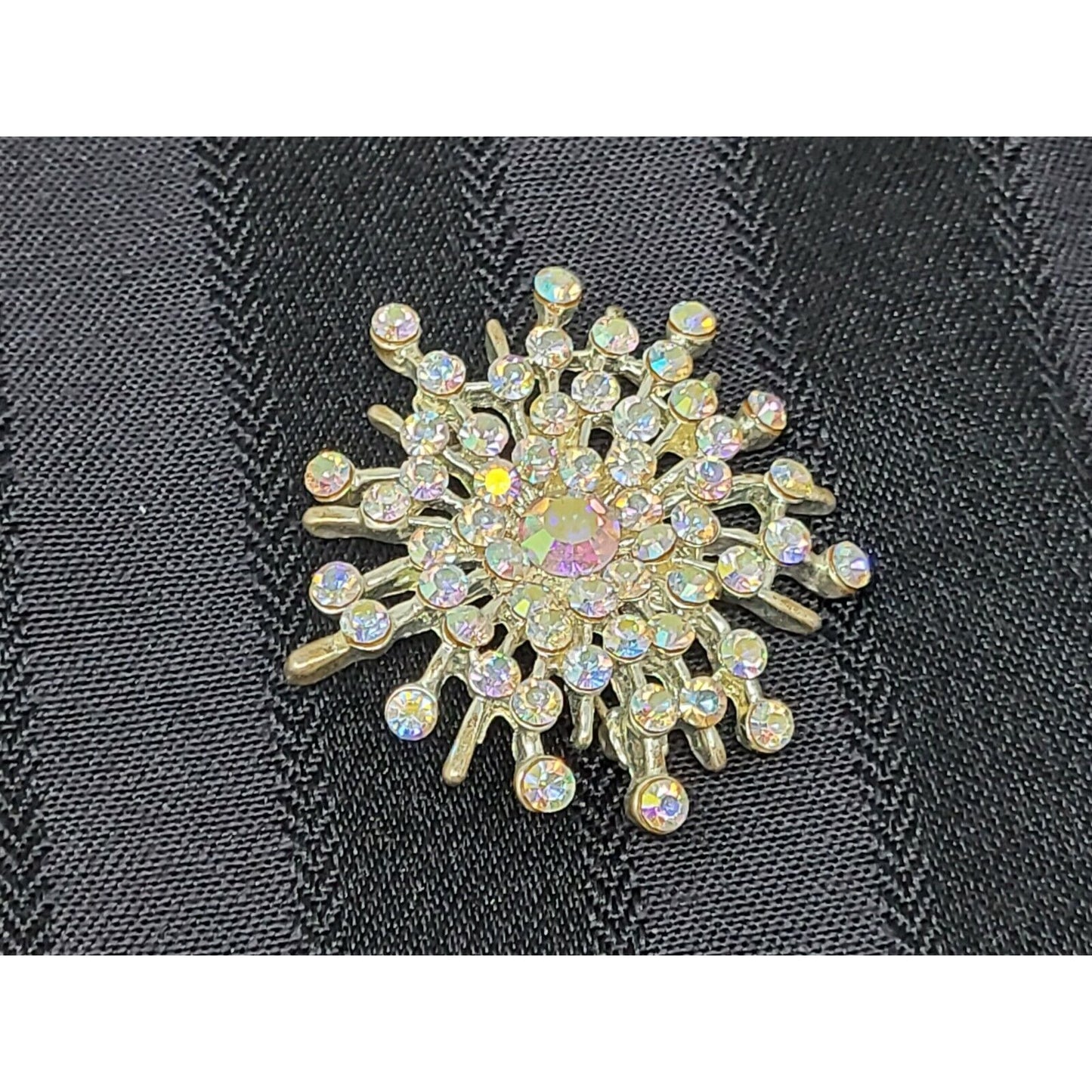 Vintage Silver Tone Snowflake Starburst Brooch With Aurora Borealis Rhinestones