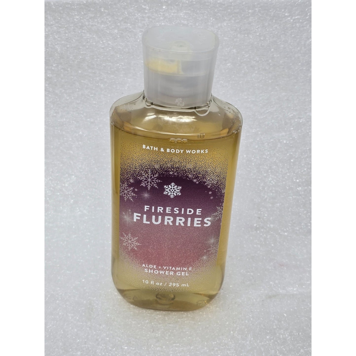 Fireside Flurries Shower Gel 10 oz Bath & Body Works Aloe & Vitamin E Nourishing