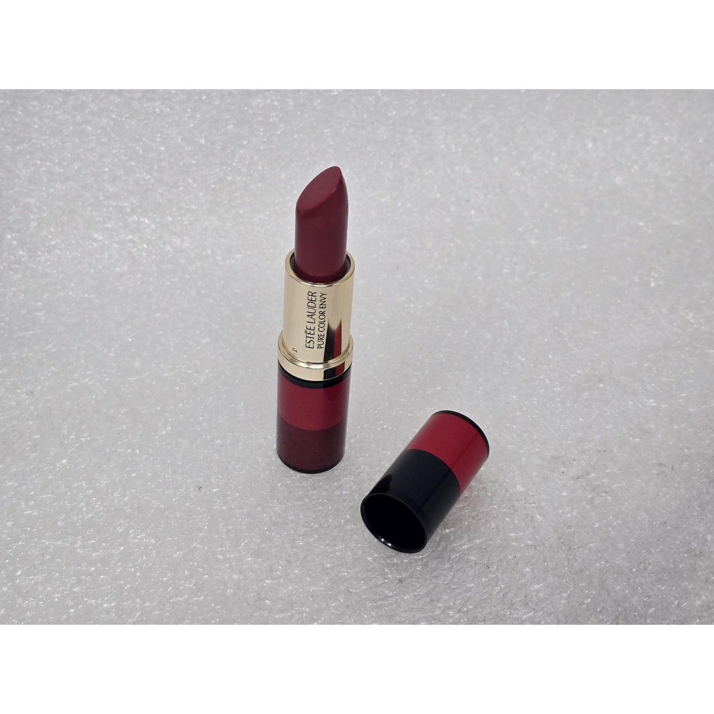 Estée Lauder Pure Color Envy Lipstick Rebellious Rose 420