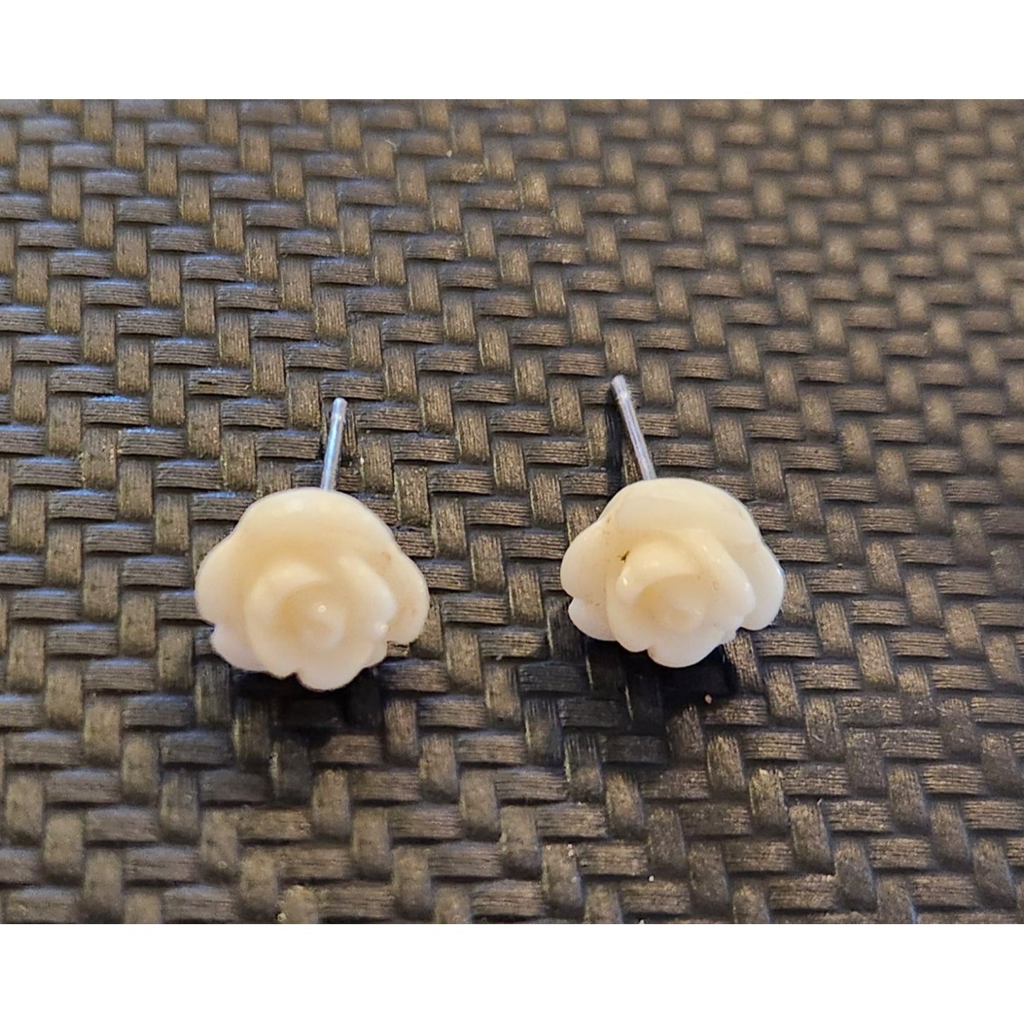 Croft & Barrow White Rose Stud Earrings Floral Design