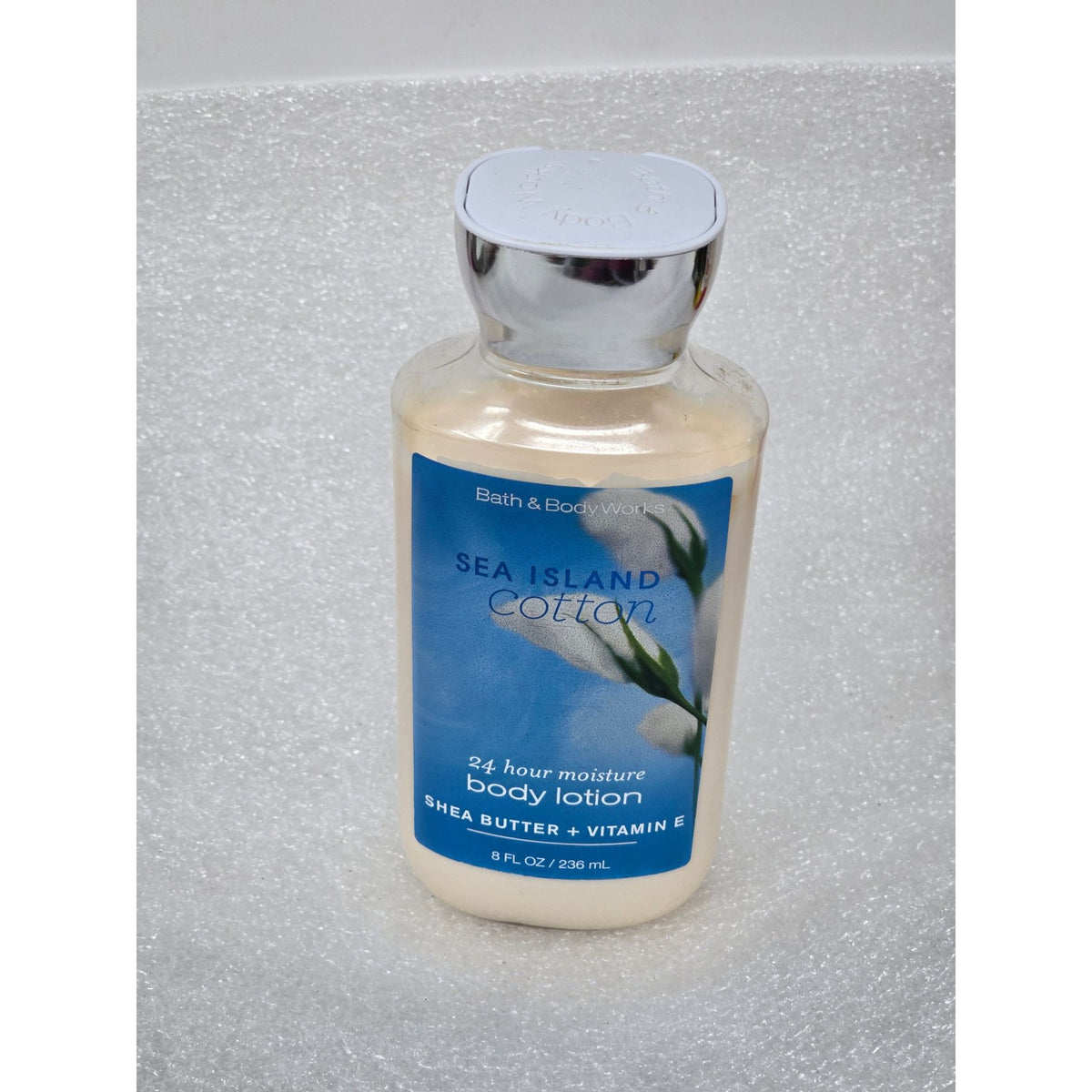 Bath & Body Works Sea Island Cotton Body Lotion 8 Oz 24 Hr Moisture Shea Butter